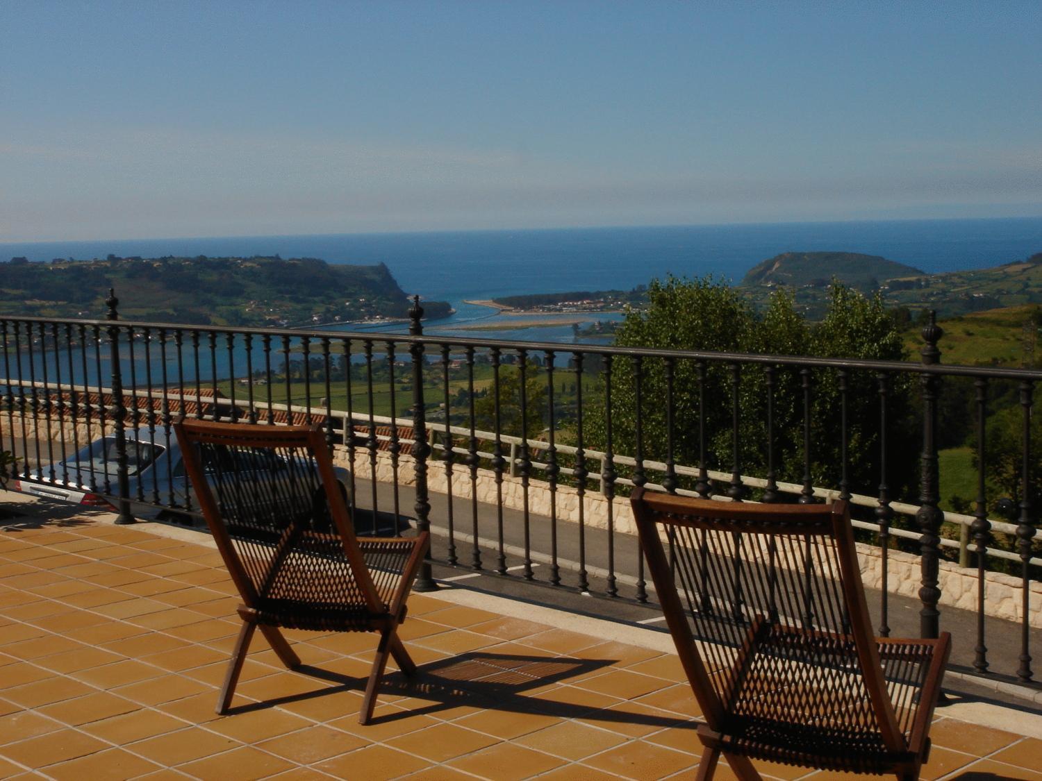 Hotel Mirador De Moriyon Miravalles Екстер'єр фото