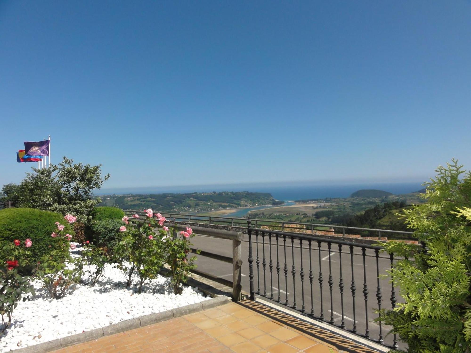 Hotel Mirador De Moriyon Miravalles Екстер'єр фото